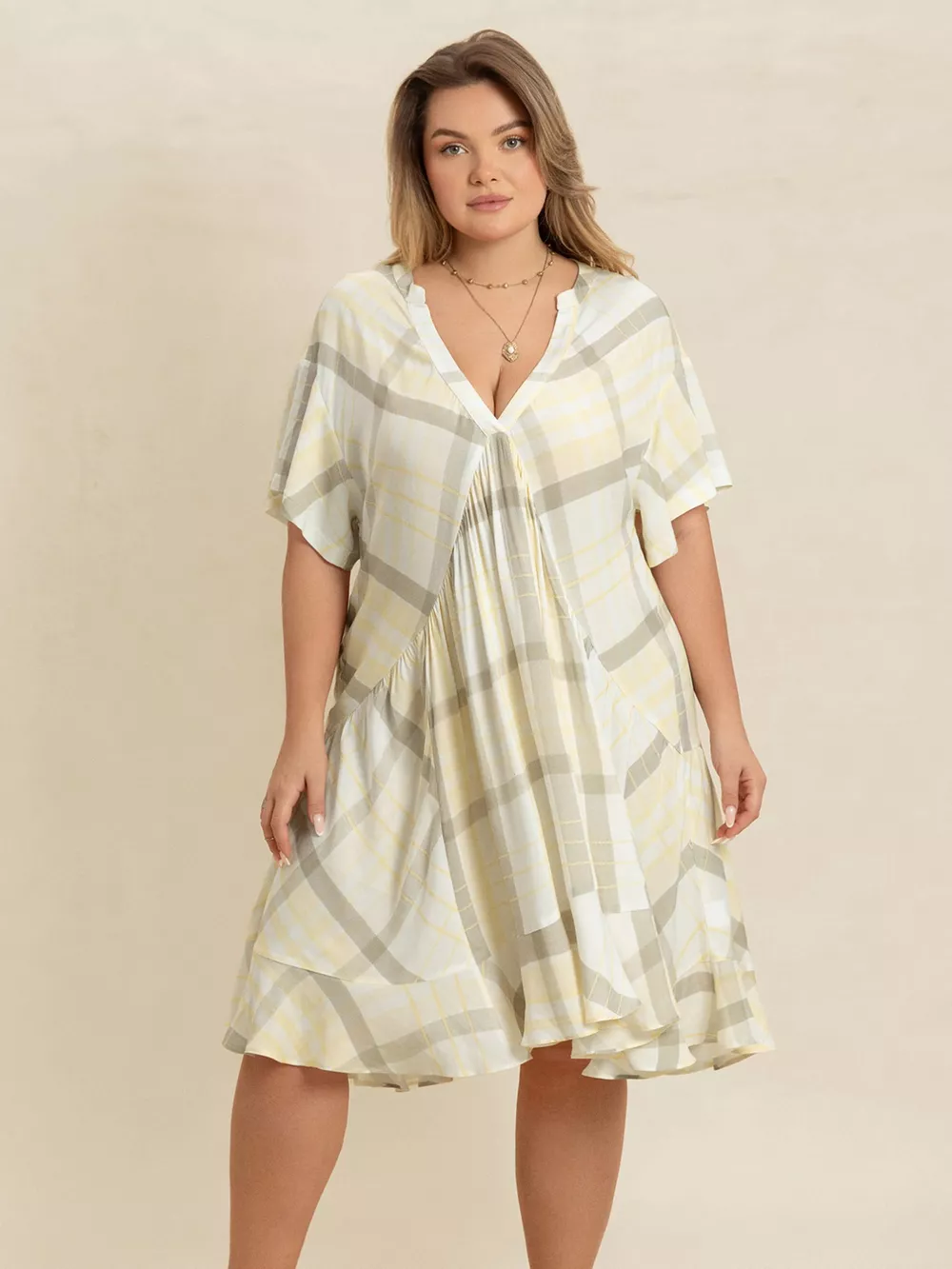 Plus Size Plaid Flutter Sleeve Dress, image 4