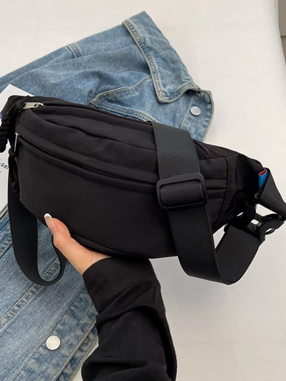 Lightweight Crossbody Bag with Tassel Detail, image 8