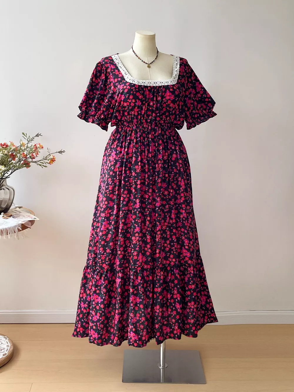 Plus Size Floral Square Neck Short Sleeve Dress, image 3
