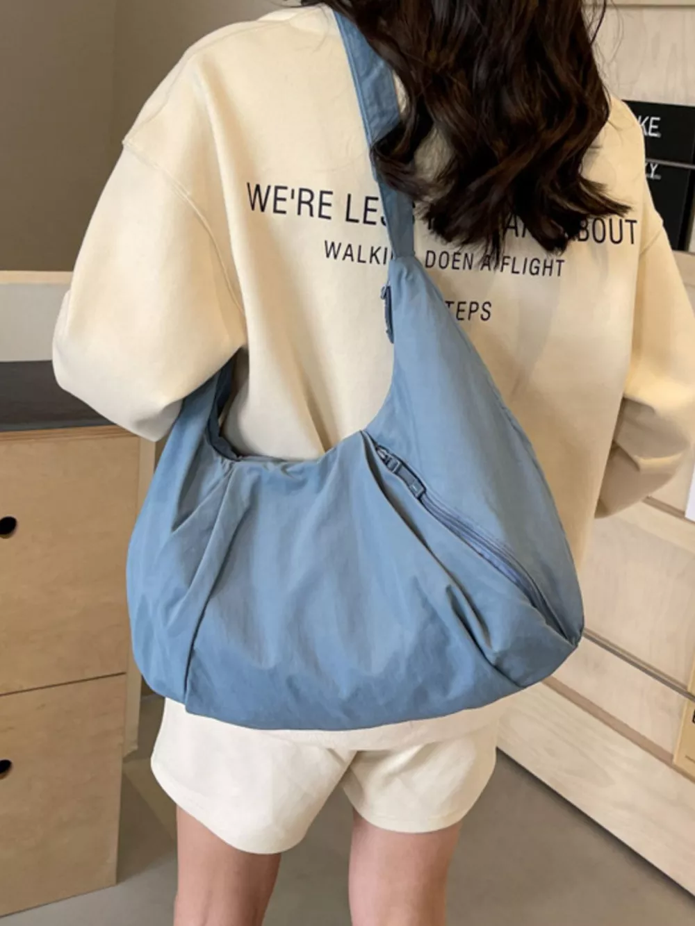 Casual Lightweight Nylon Crossbody Bag, image 3
