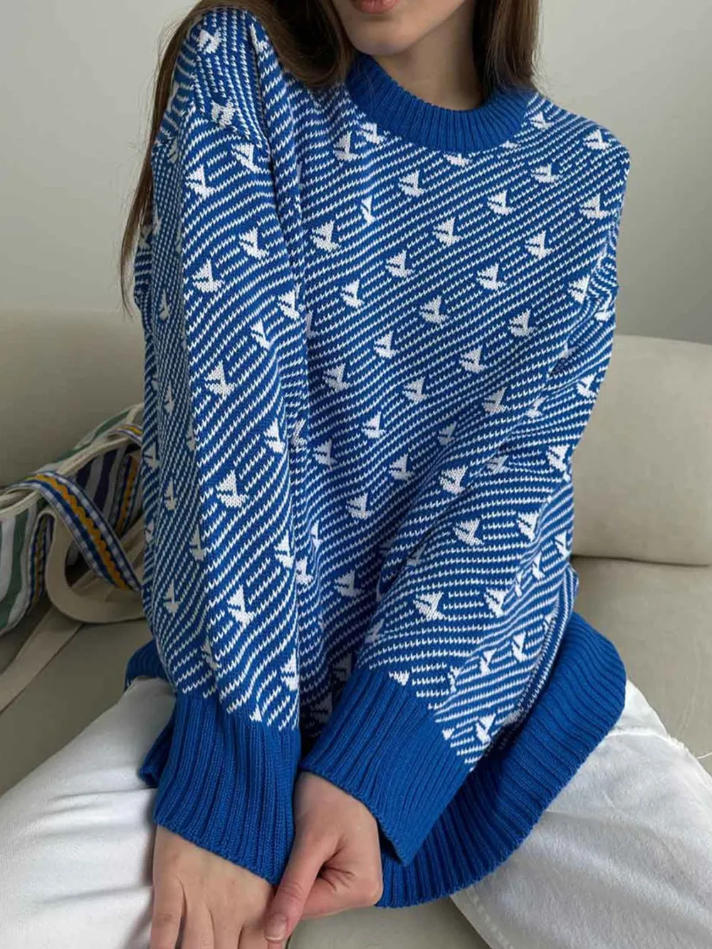 Contrast Round Neck Long Sleeve Sweater, image 10