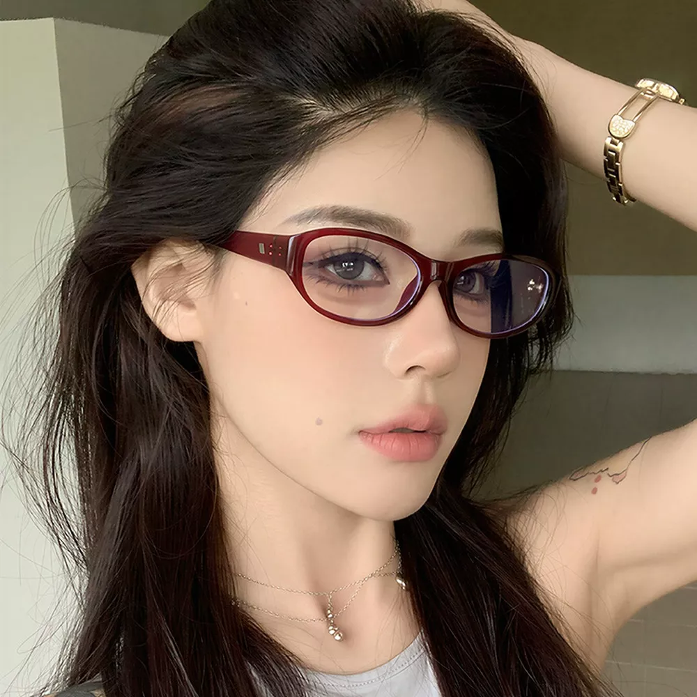 Vintage Oval Frame Sunglasses, image 3