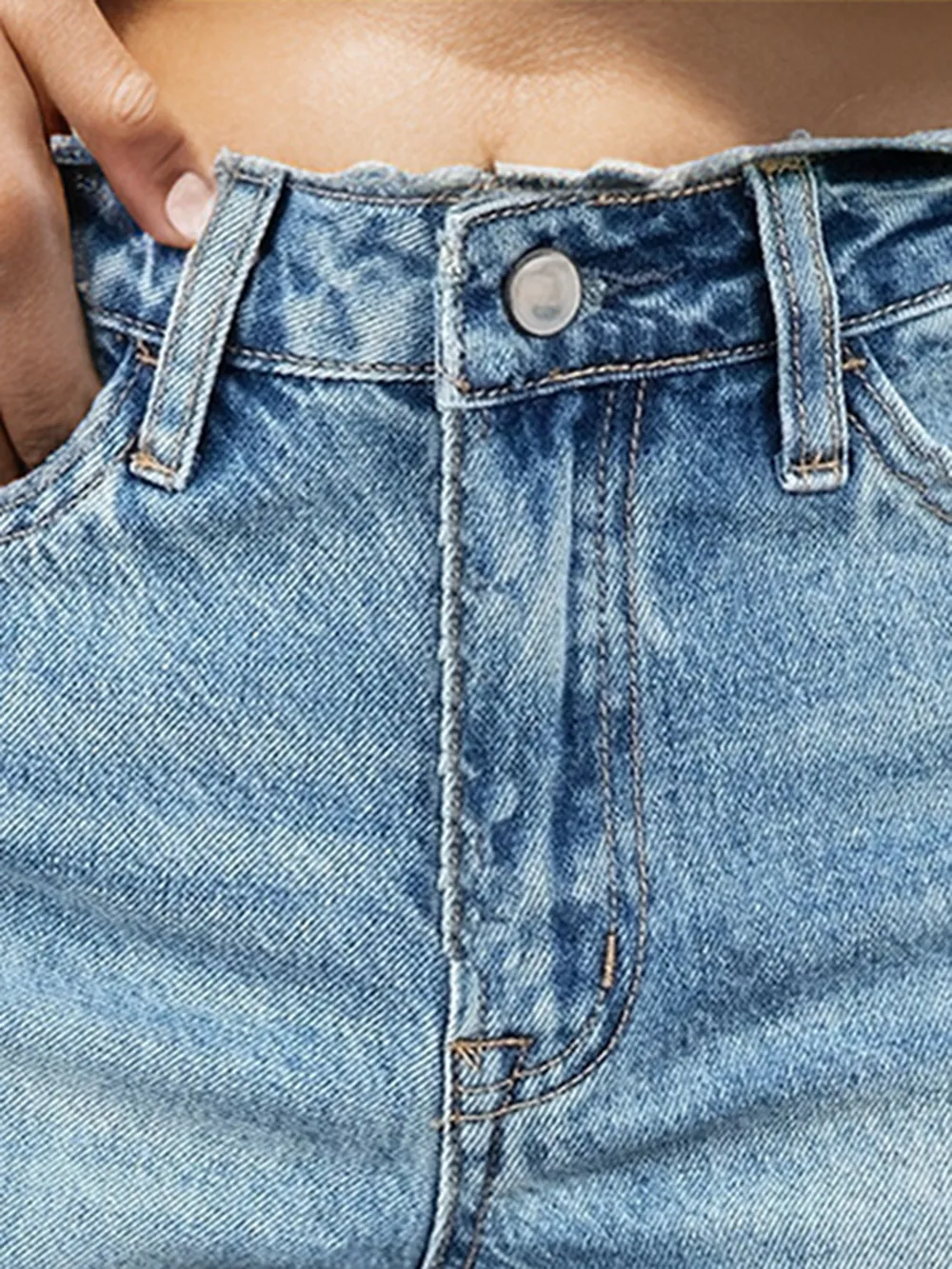 Raw Hem Denim Shorts with Pockets, image 3
