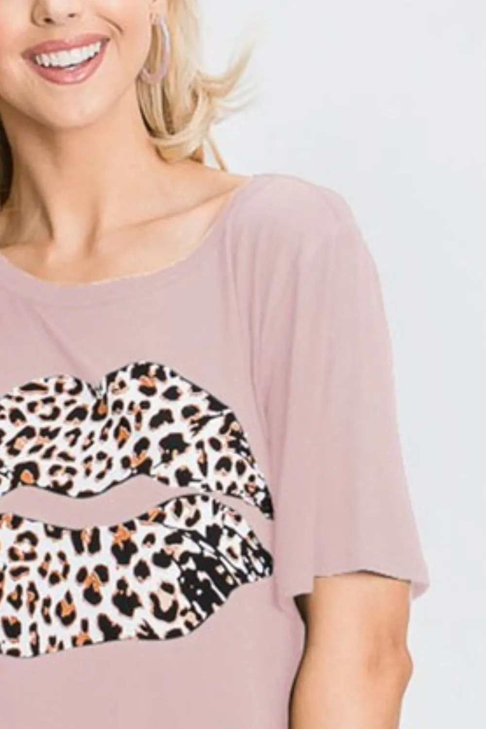 Full Size Leopard Lip Round Neck Short Sleeve T-Shirt Plus Size, image 3