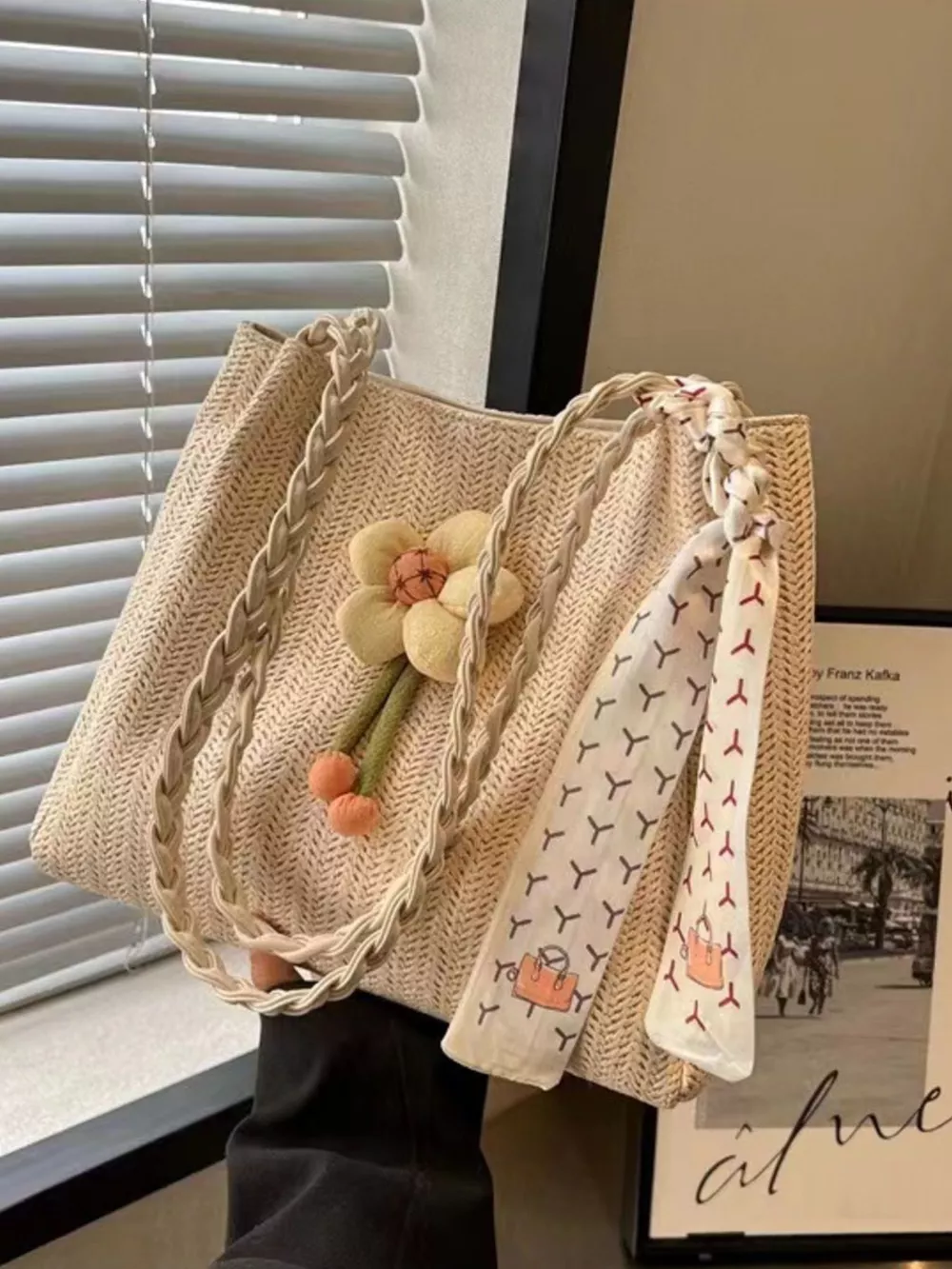Floral Decor Woven Straw Tote Bag, image 3