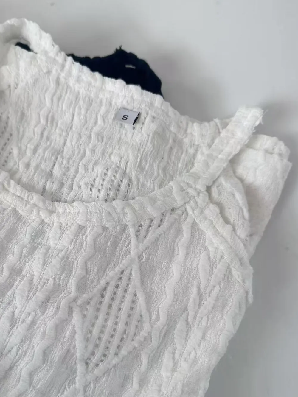 Textured Round Neck Tank, image 3