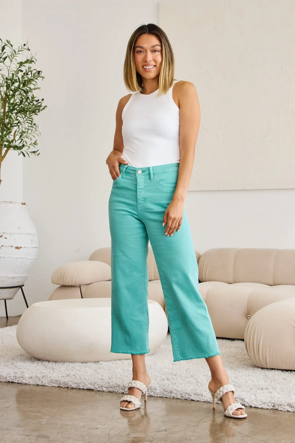 Crop Chloe Full Size Tummy Control High Waist Raw Hem Jeans