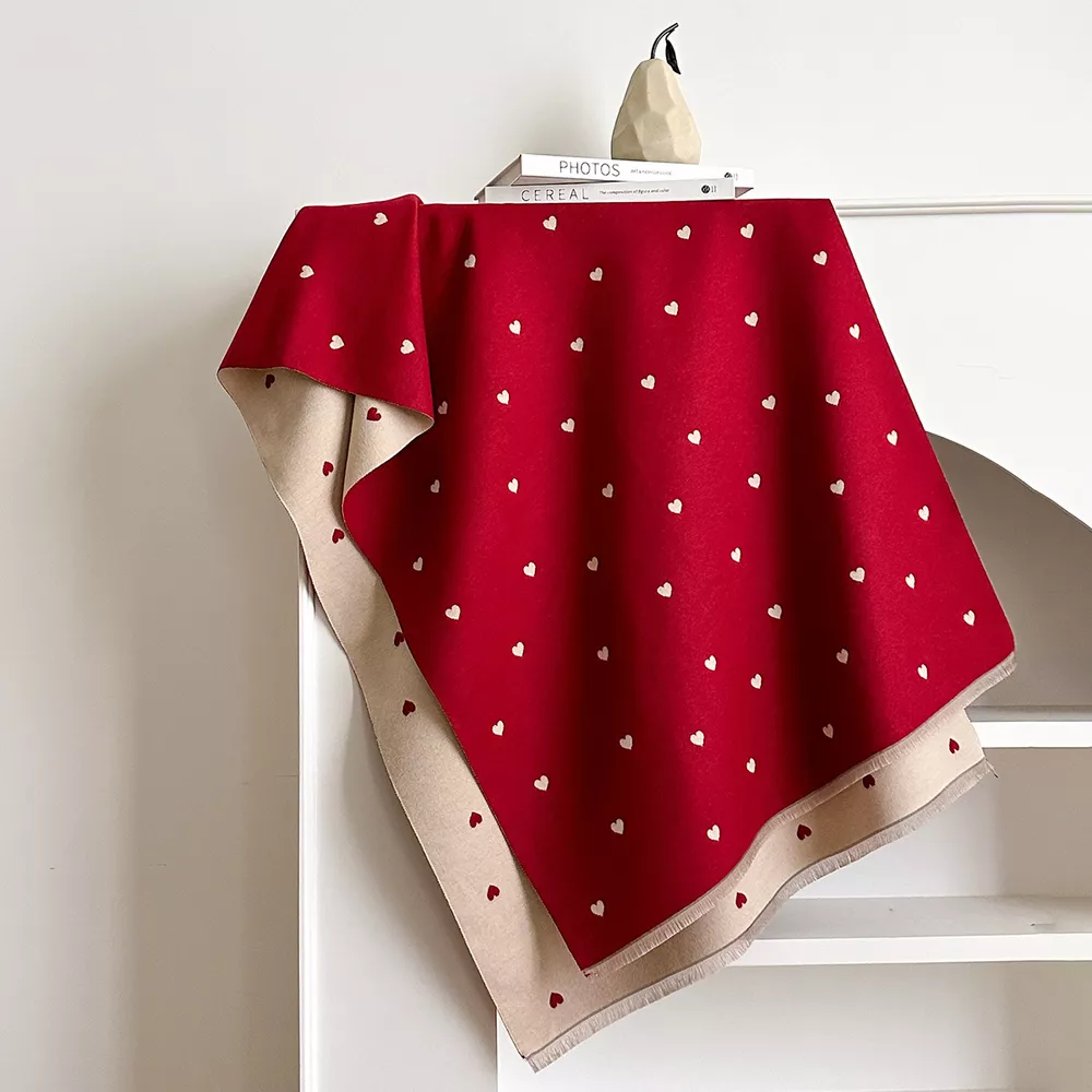 Heart-Patterned Raw Hem Winter Scarf, image 3