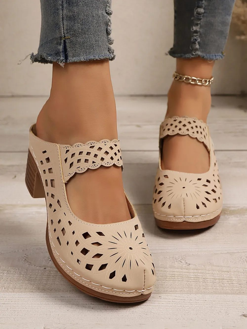 Cutout Block Heel Sandals, image 4