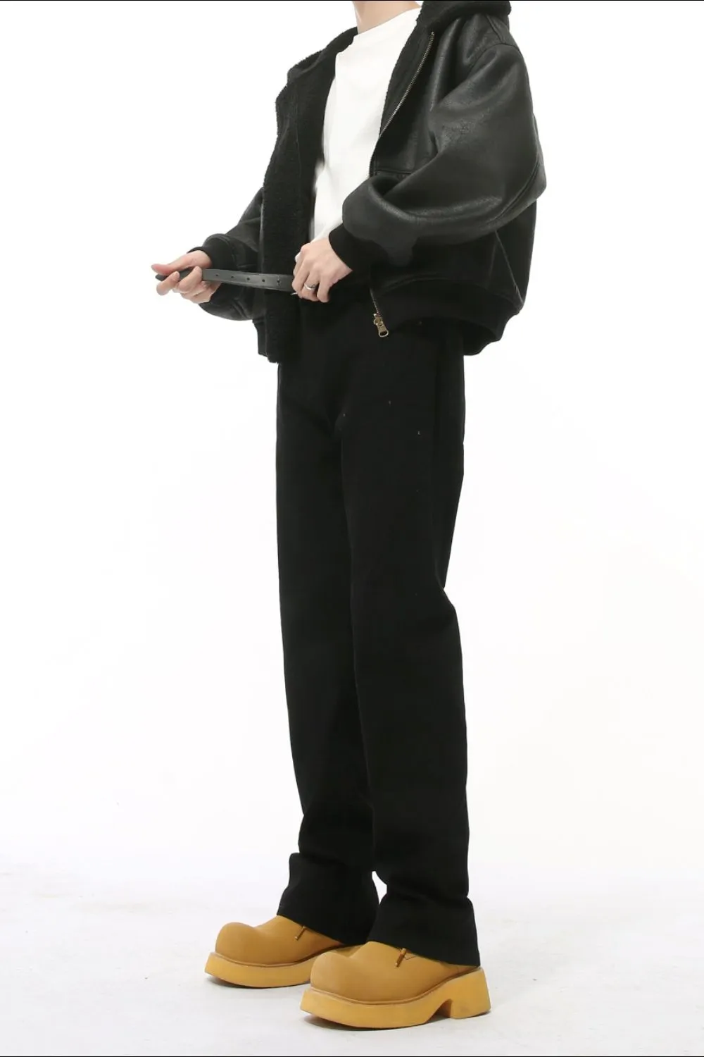 Mid Rise Jeans with Pockets, image 4