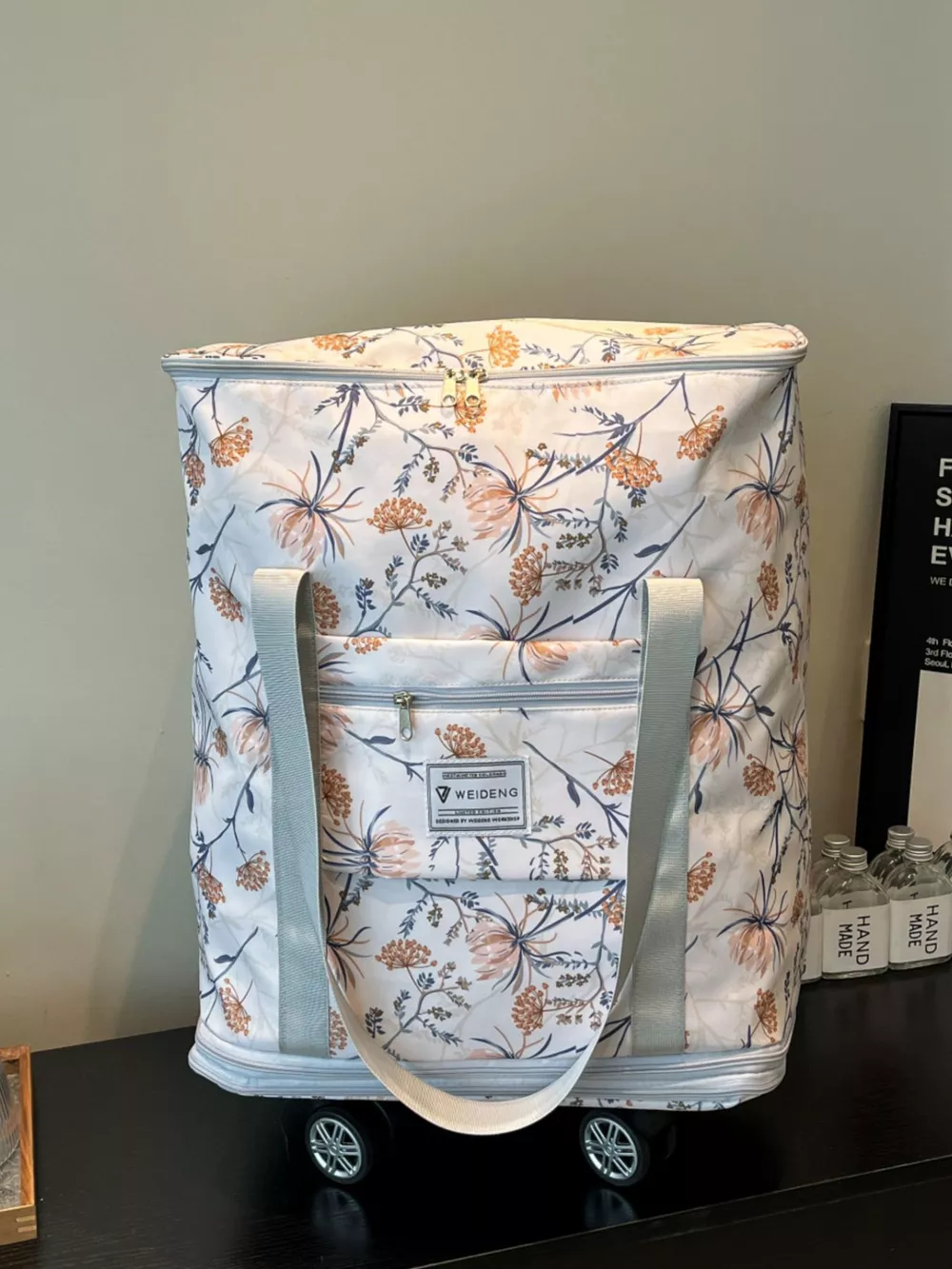 Floral Pattern Rolling Luggage Travel Bag, image 2
