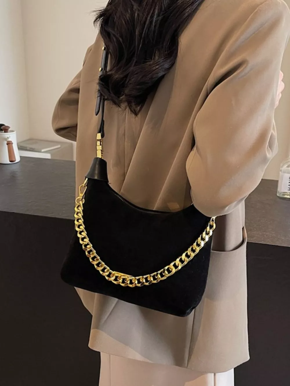 Chain Detail Crossbody Bag, image 5
