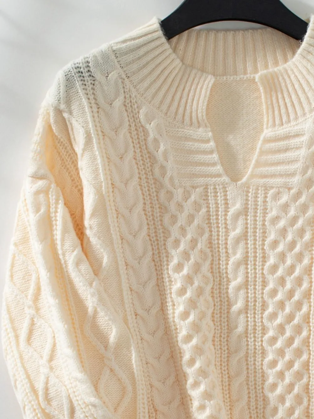 Cable-Knit Notched Long Sleeve Sweater, image 4