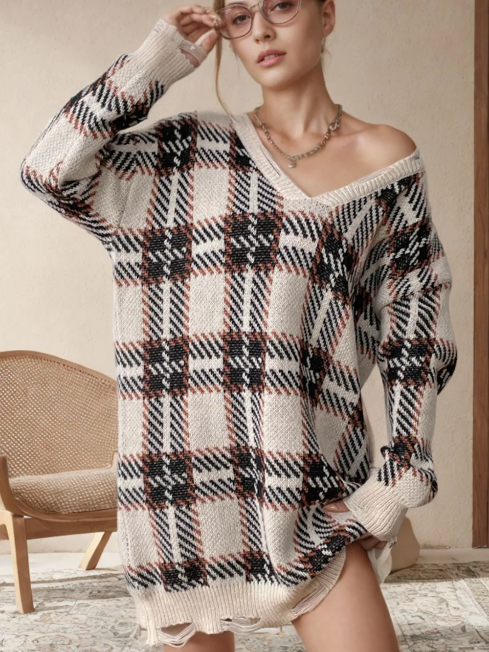 Distressed Plaid V-Neck Long Sleeve Sweater Dress, image 2