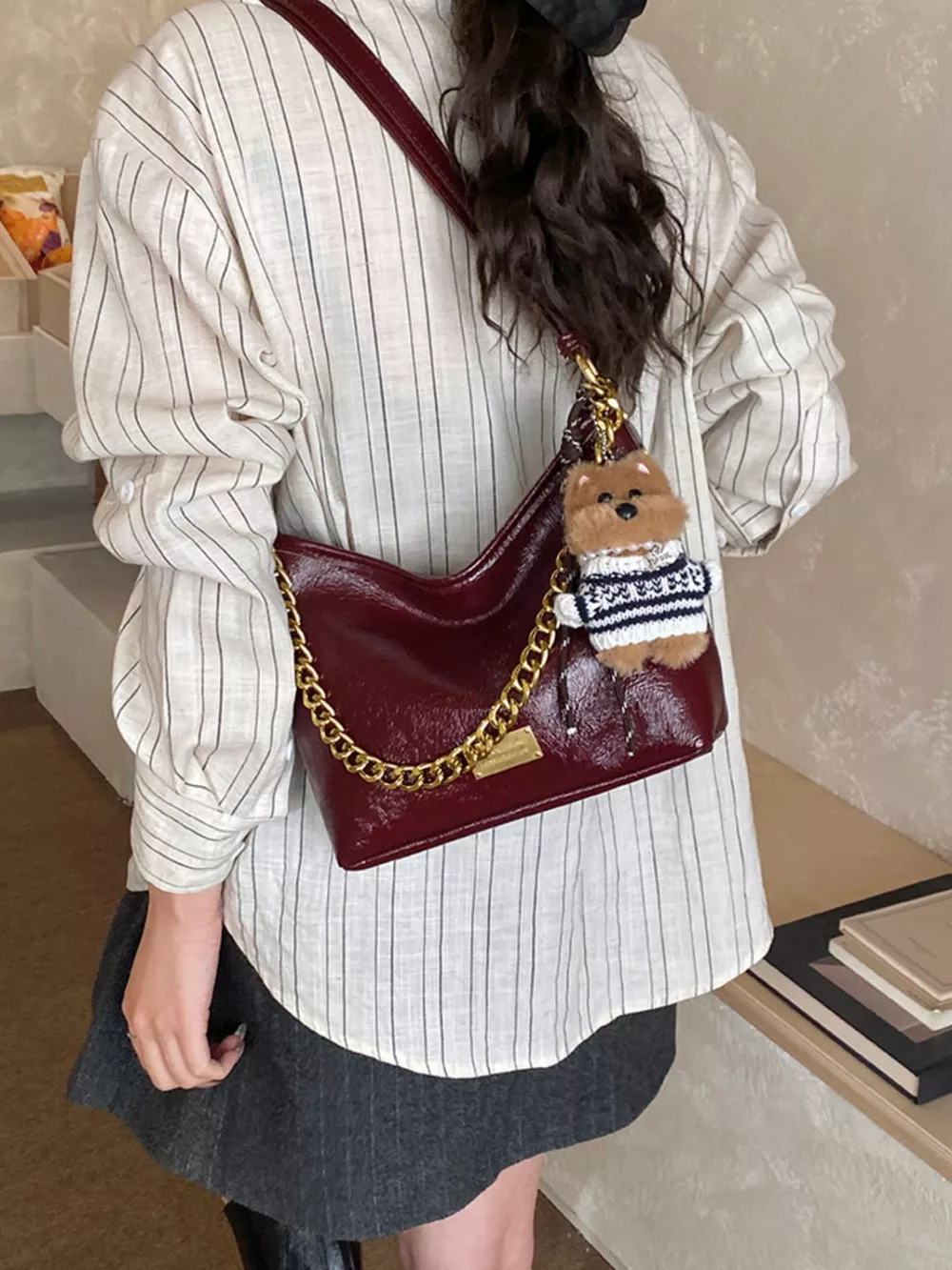 Chain Decor Shoulder Bag with Bear Charm, image 3
