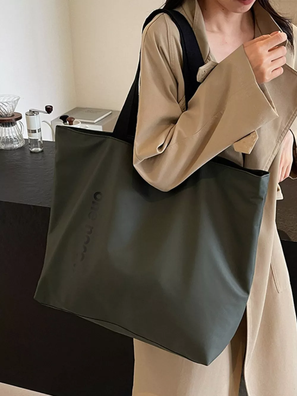 Large Capacity Shoulder Bag, image 3