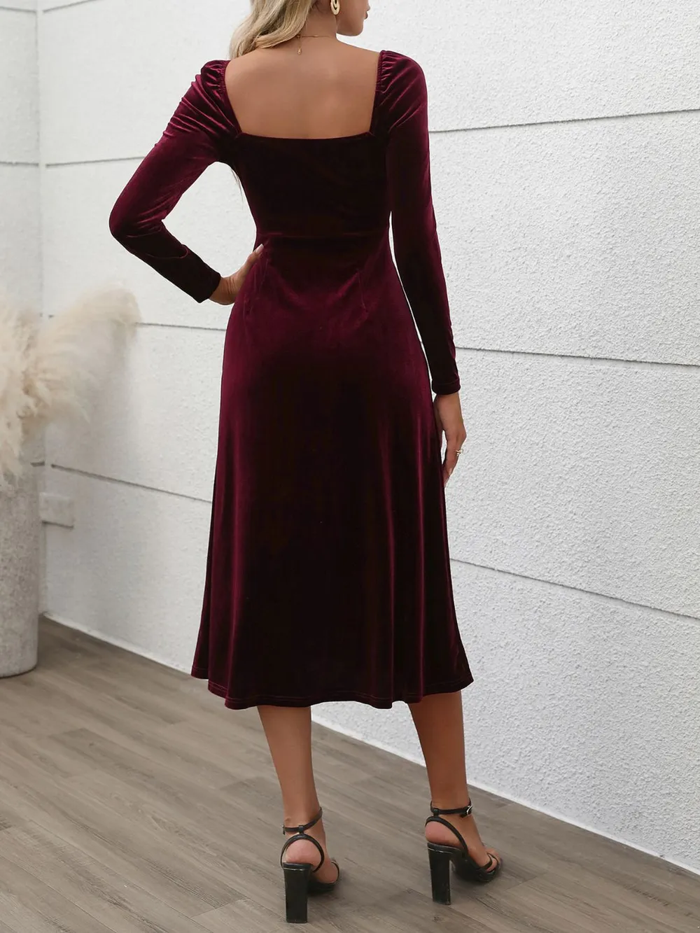 Sweetheart Neck Long Sleeve Midi Dress, image 4