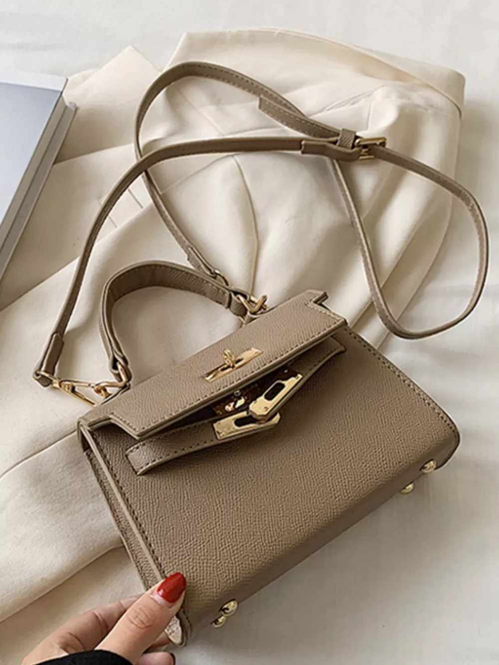 Adjustable Strap Flap Crossbody Bag, image 6