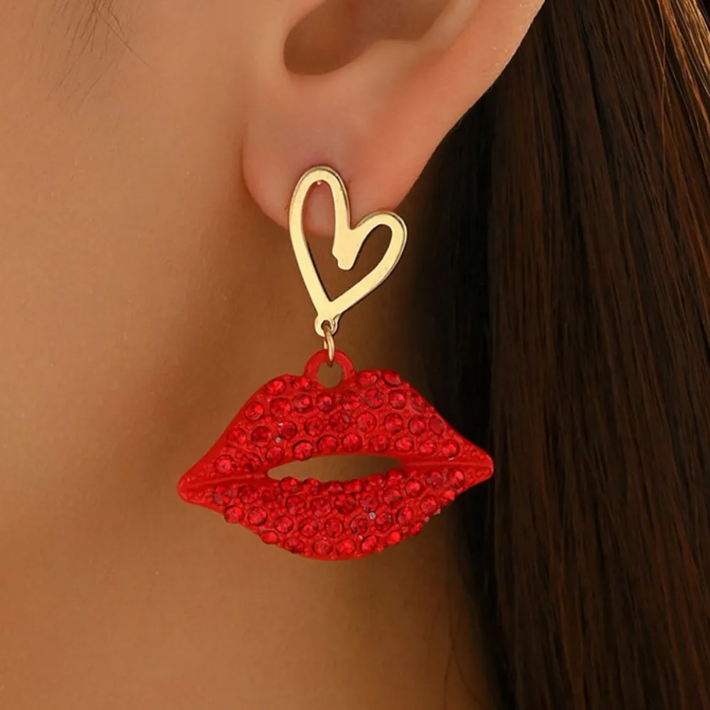18K Gold-Plated Rhinestone Lips Heart Dangle Earrings, image 2
