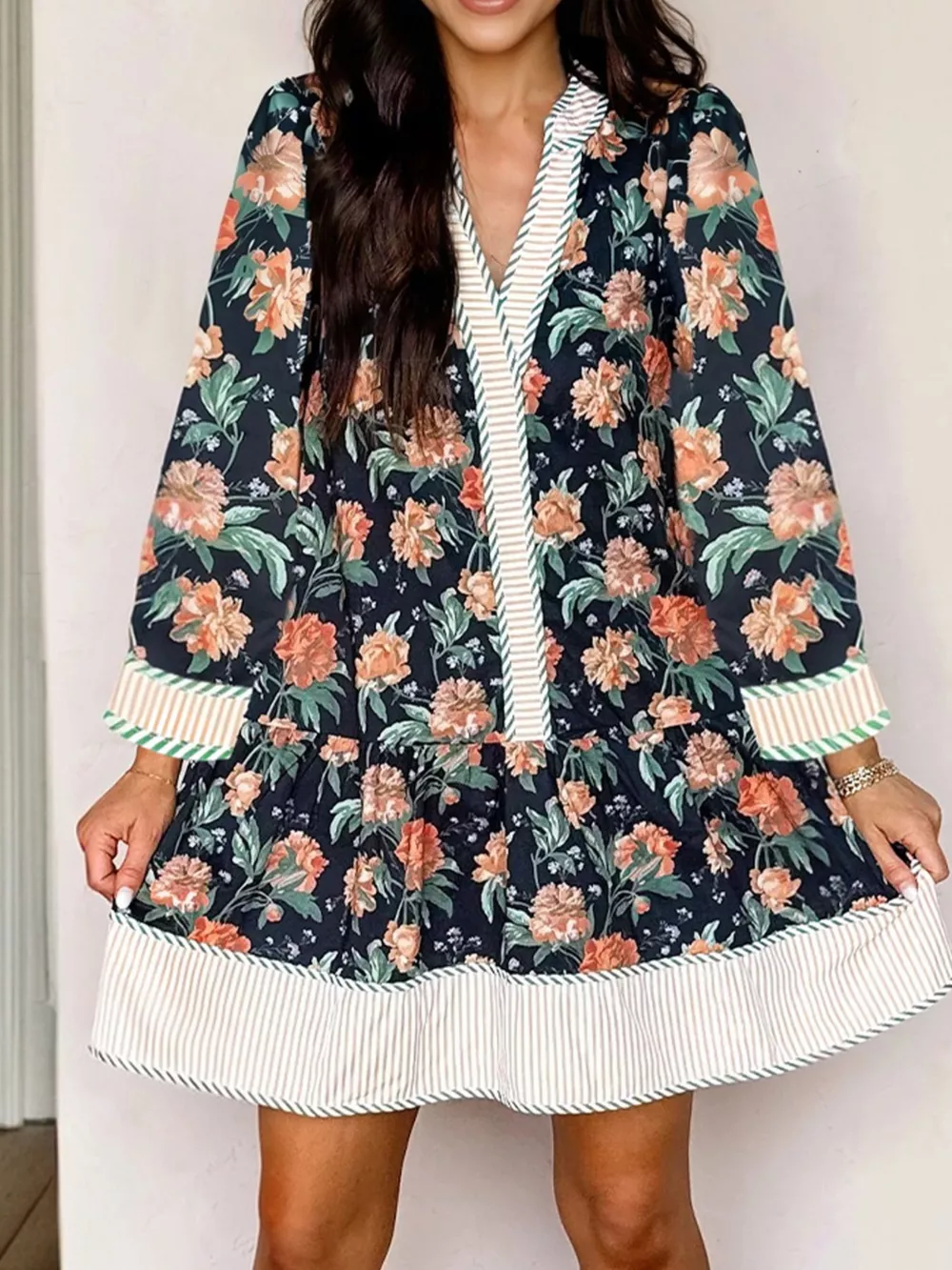 Floral Print Striped Trim V Neck Long Sleeve Ruffle Hem Shift Mini Dress, image 2