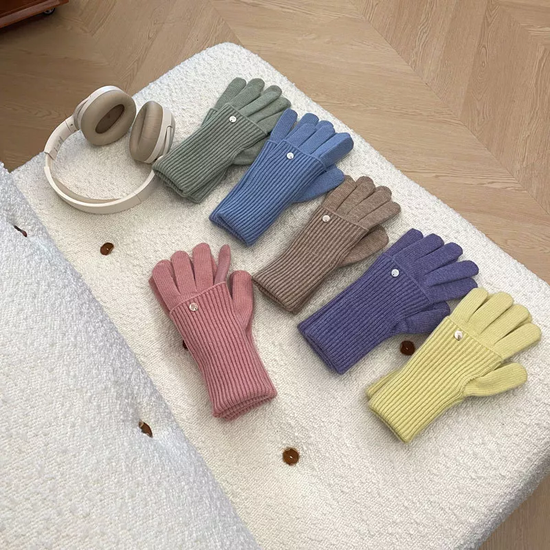 Ribbed Knit Touchscreen Gloves, image 2