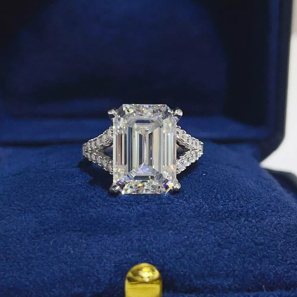 10 Carat 925 Sterling Silver Moissanite Ring