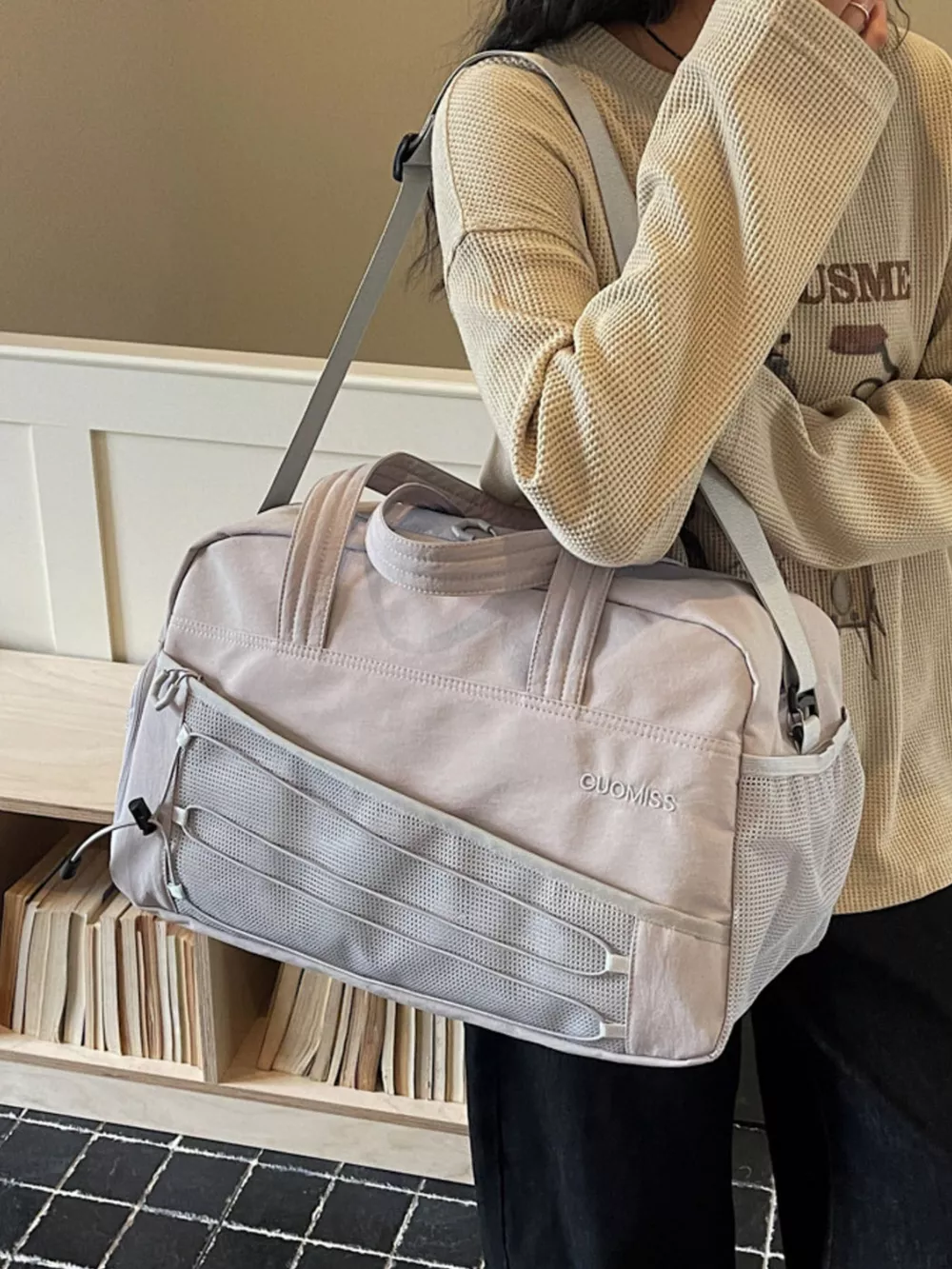 Lightweight Nylon Travel Bag, image 3