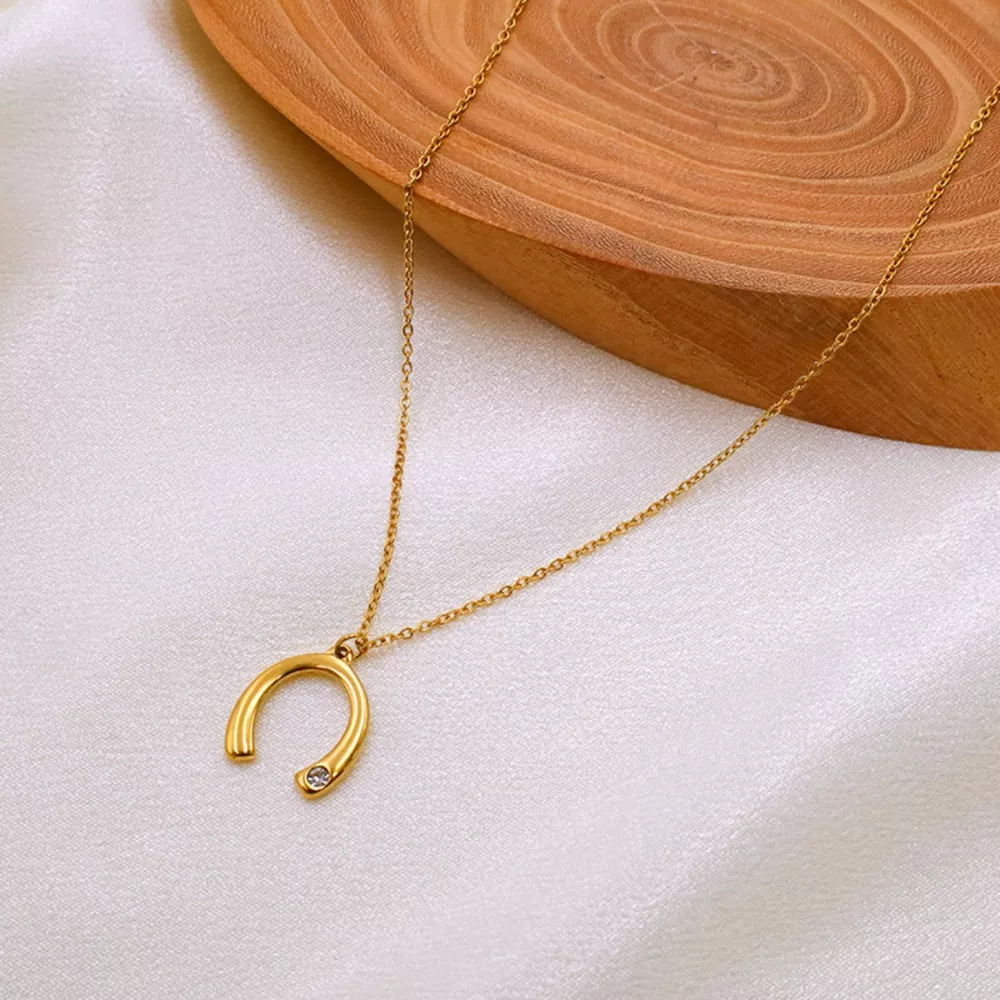 18K Gold-Plated Horseshoe Pendant Necklace