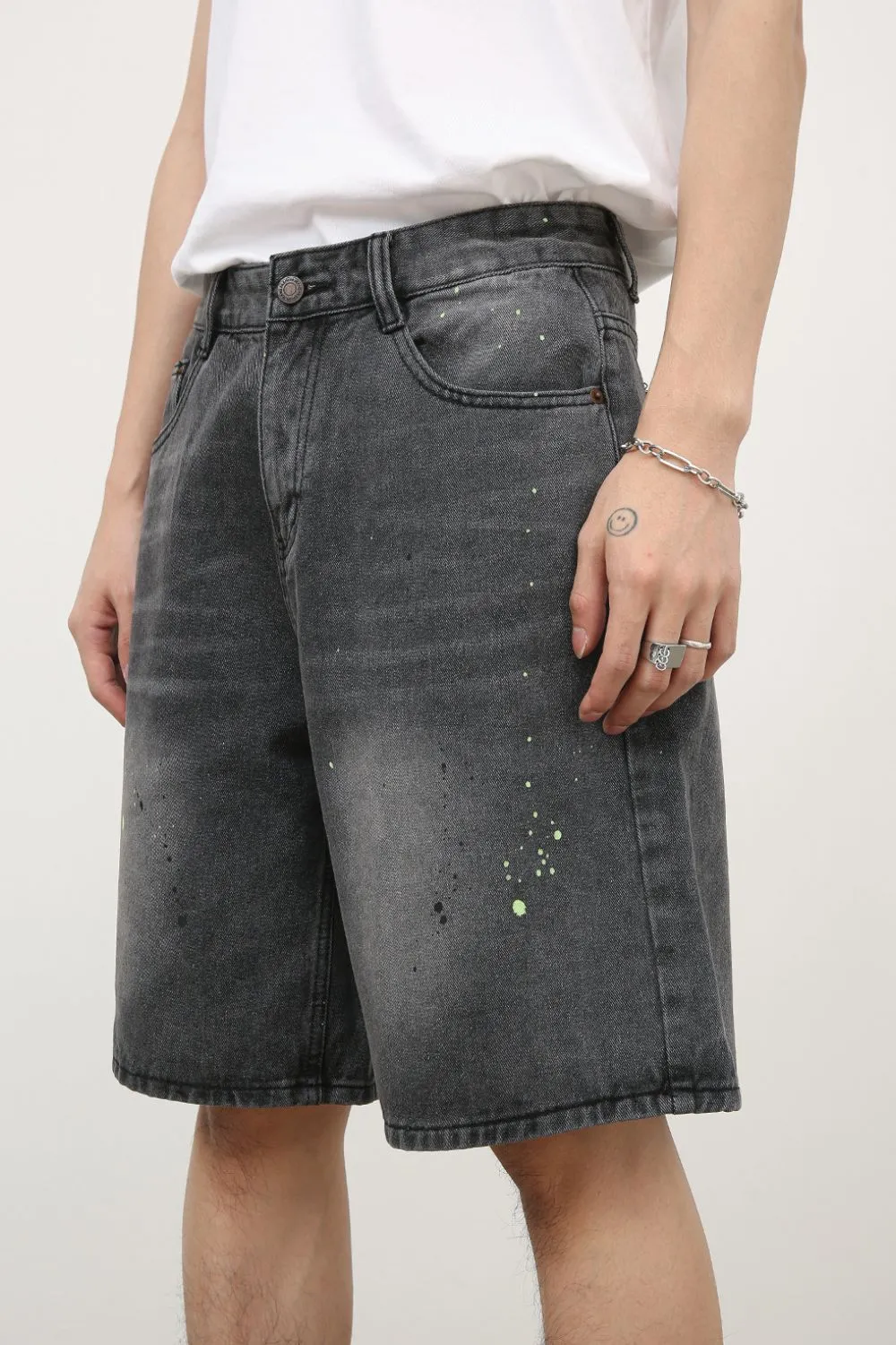 Men's Mid Rise Denim Shorts