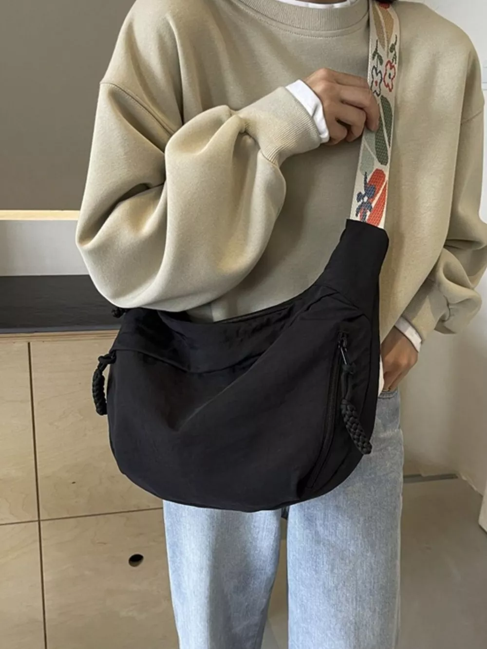 Adjustable Wide Strap Crossbody Bag, image 3