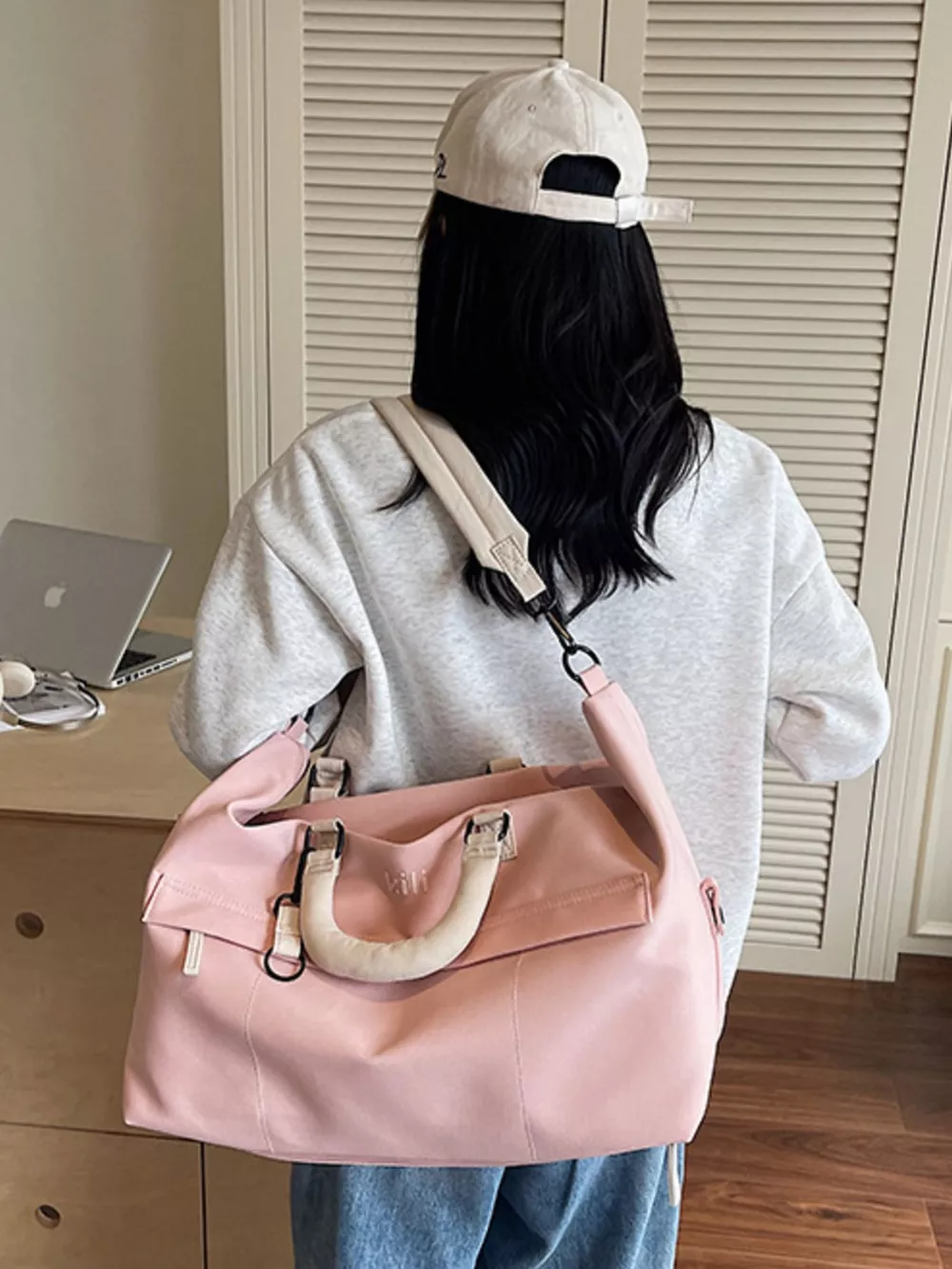Lightweight Travel Duffel Bag, image 10