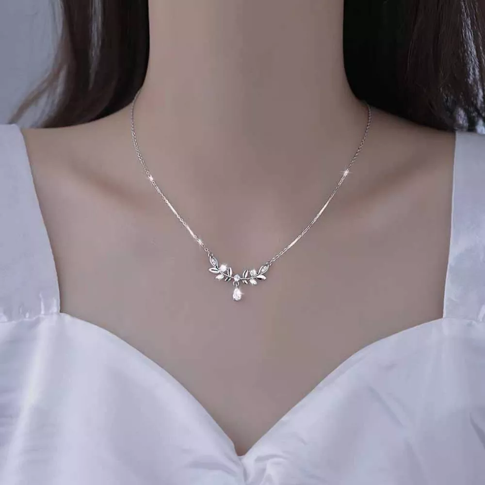925 Sterling Silver Zircon Flower Necklace, image 2