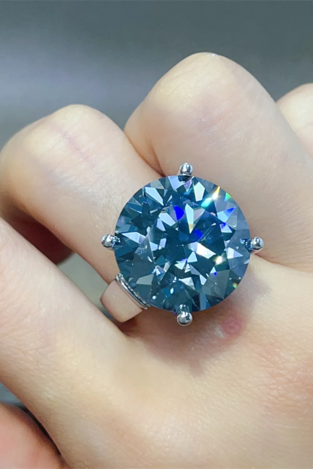 20 Carat Moissanite 925 Sterling Silver Ring, image 2