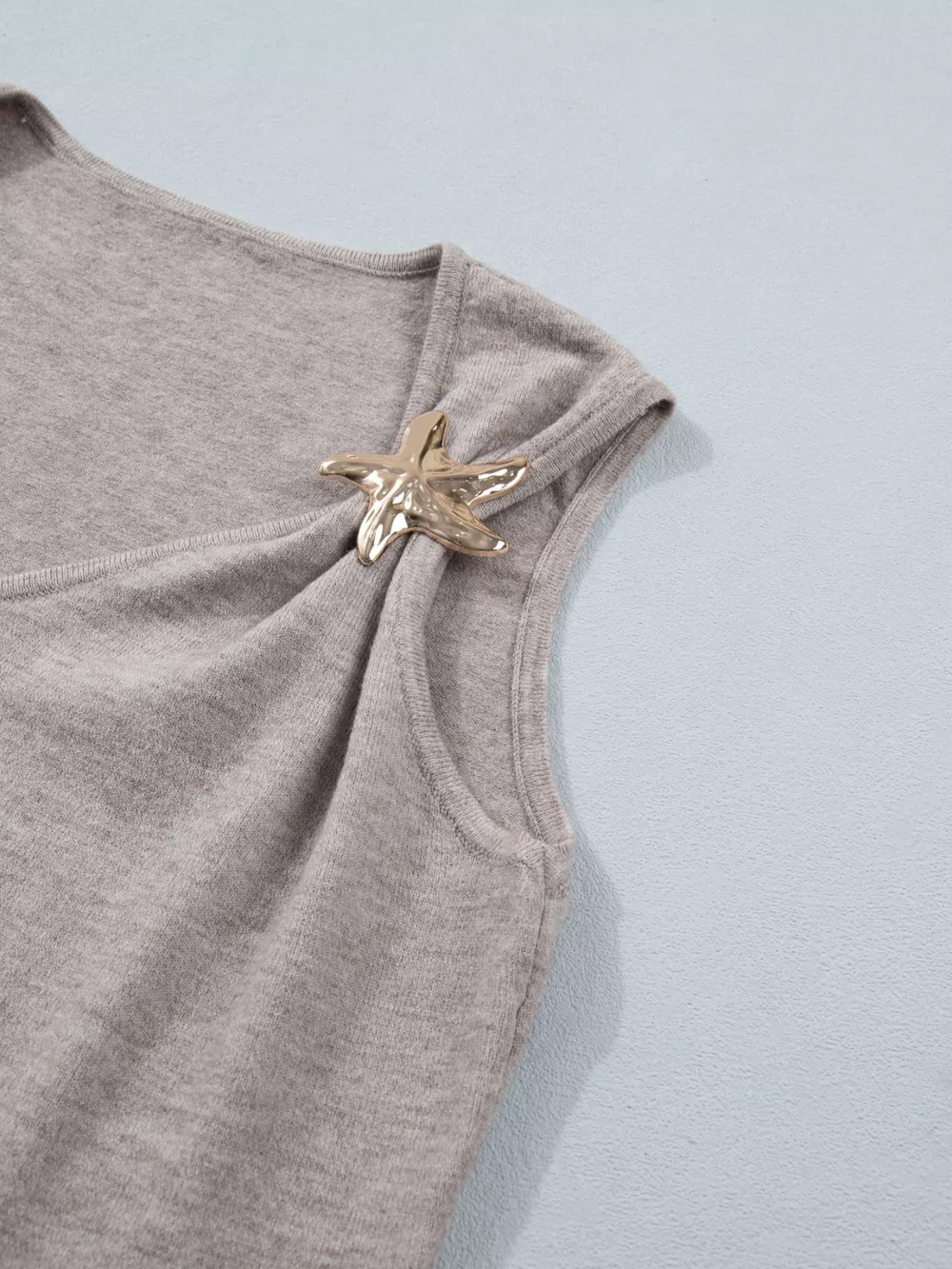 Metal Star Detail V Neck Sweater Knit Tank Top, image 6