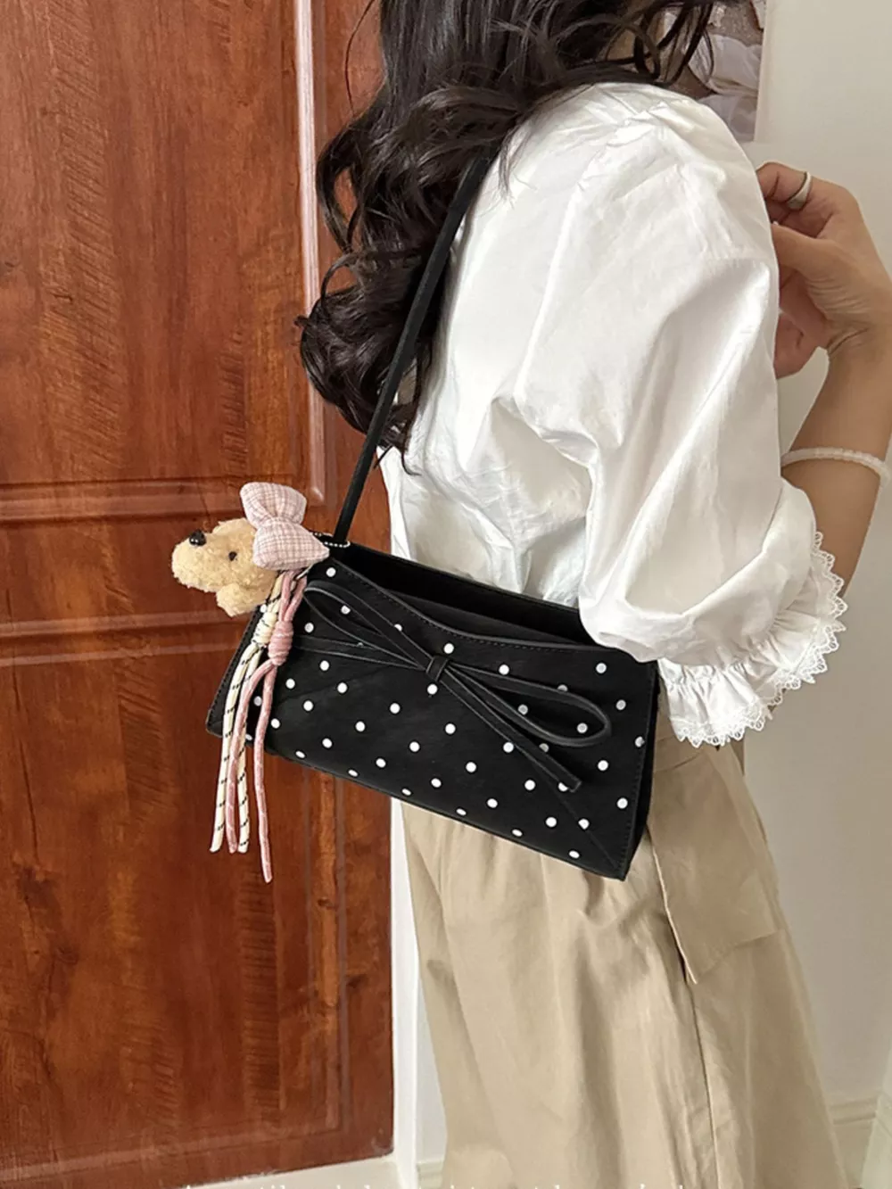 Polka Dot Bowknot Decor Shoulder Bag, image 3