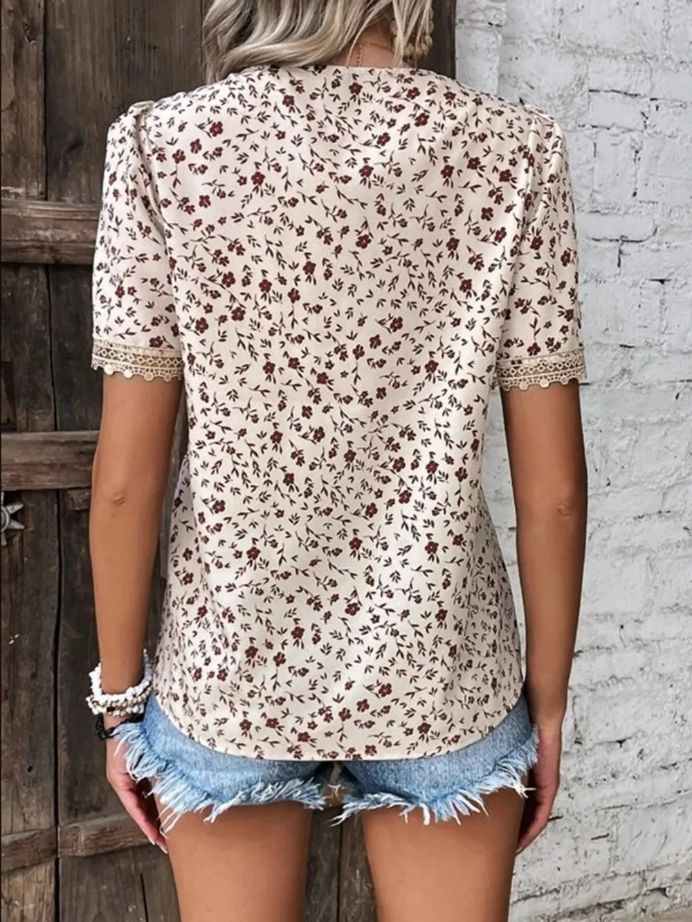 Full Size Printed V-Neck Short Sleeve Blouse, image 4