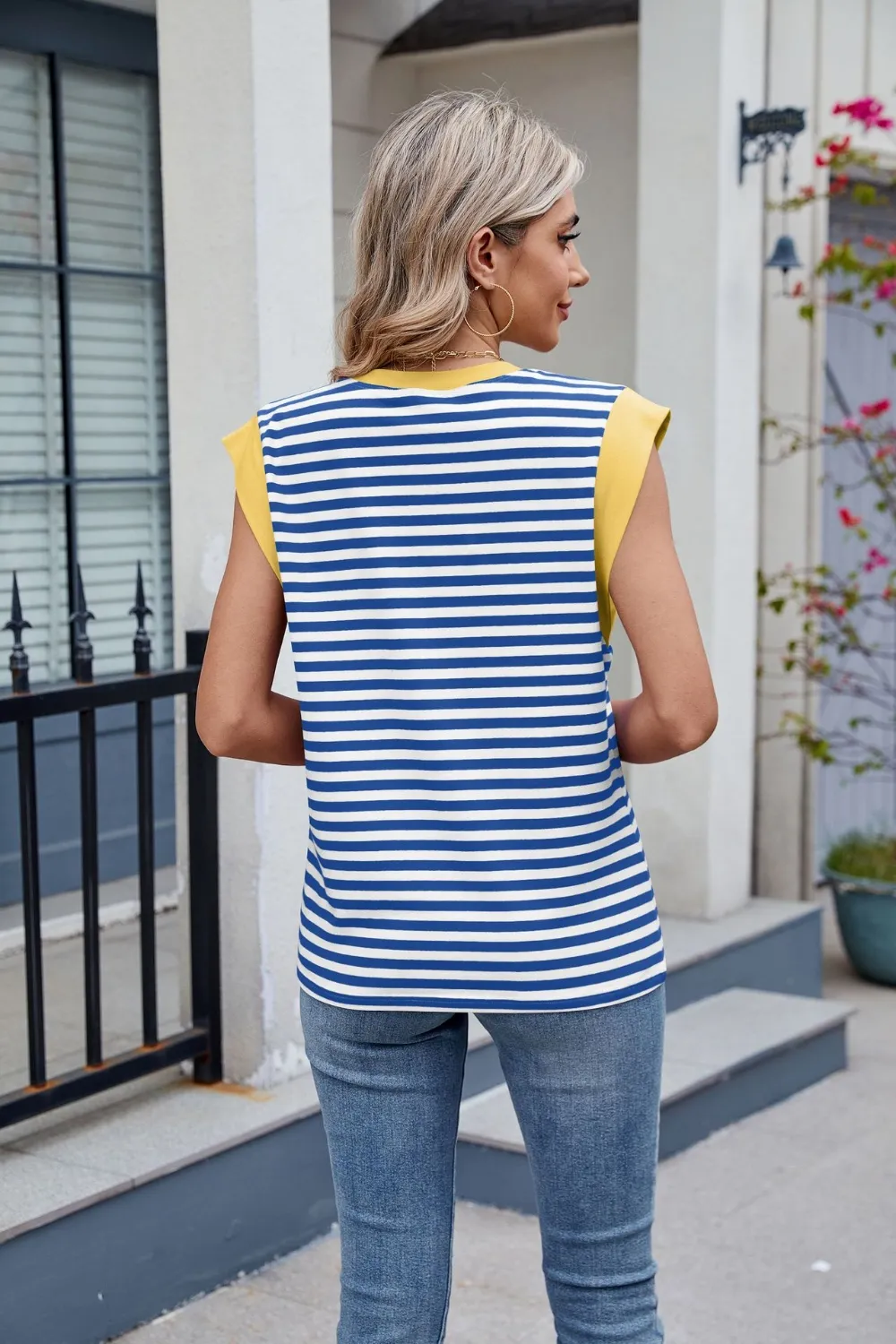 Contrast Striped Round Neck T-Shirt, image 7