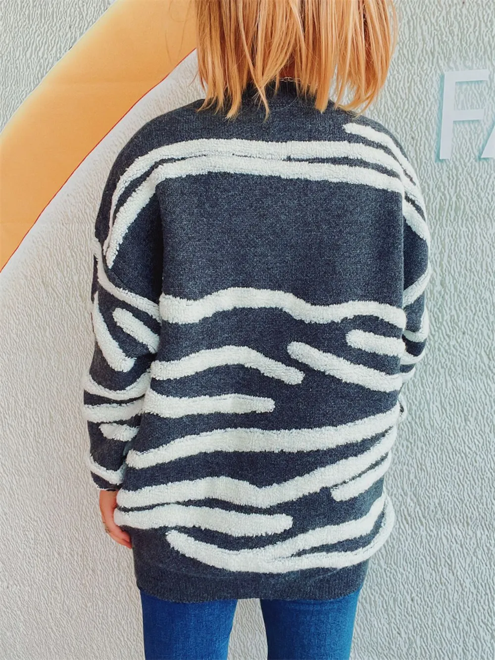 Contrast Round Neck Long Sleeve Sweater, image 17