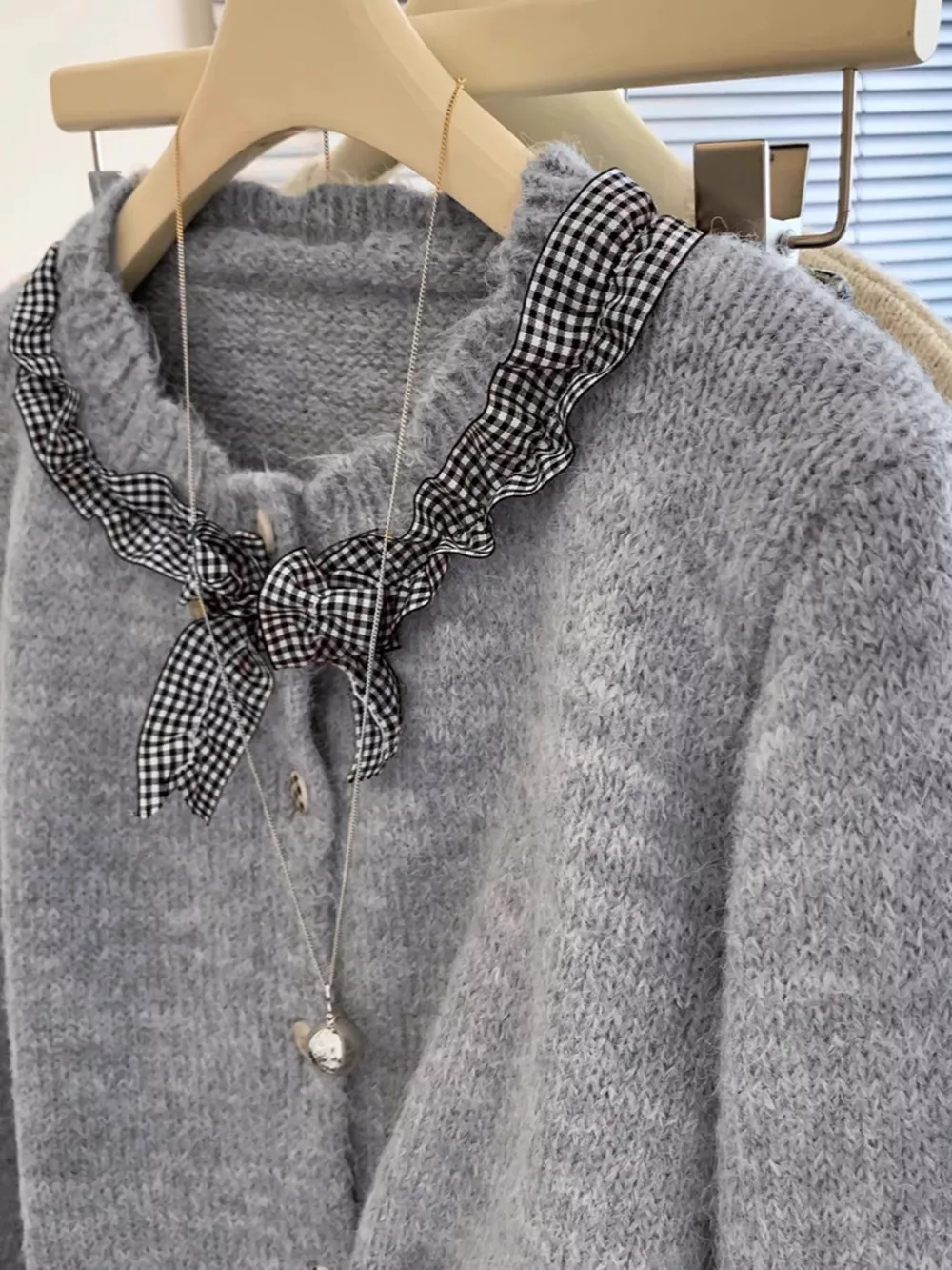 Ruffle Trim Button Up Cardigan, image 4