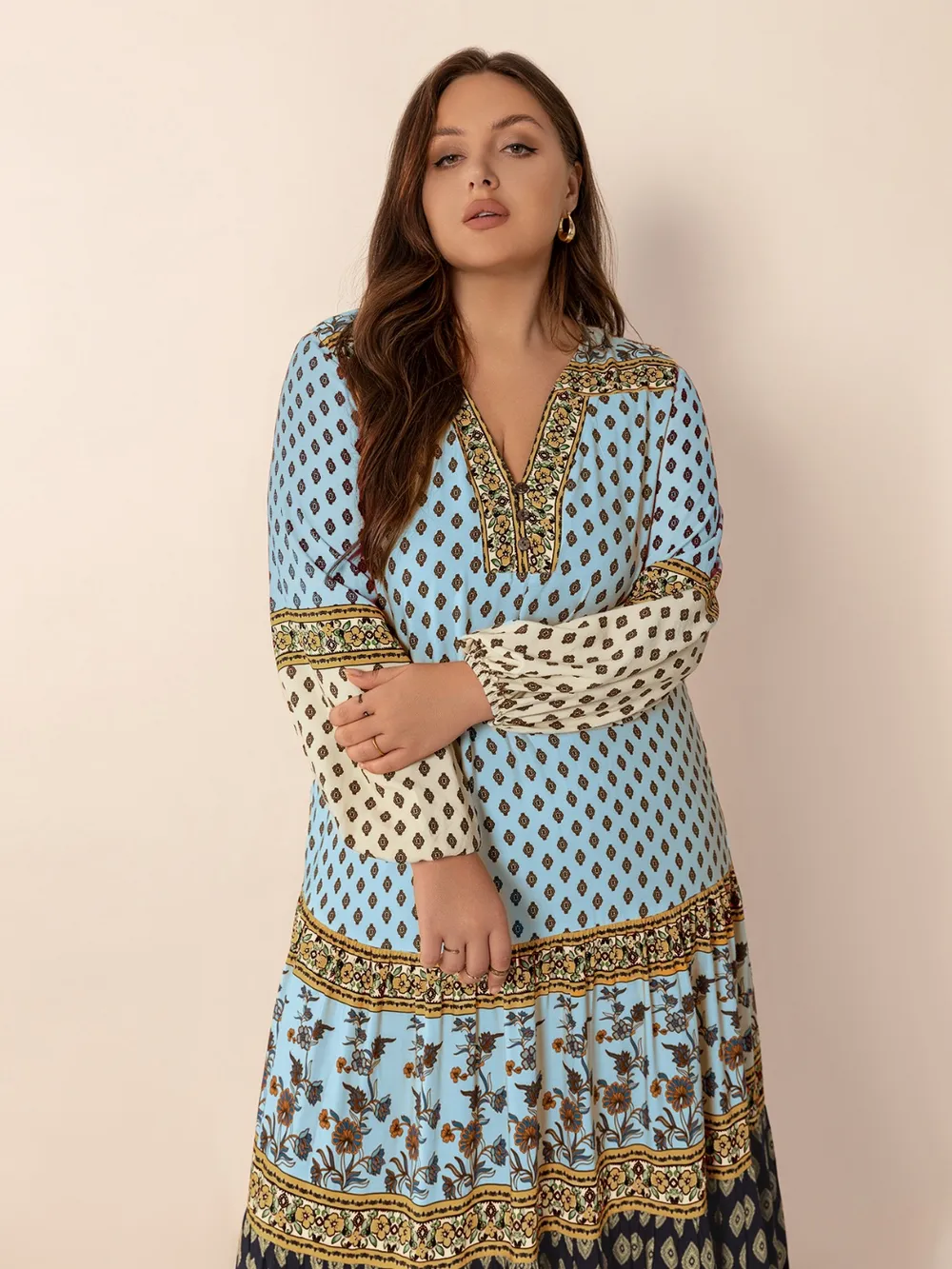 Plus Size Printed V-Neck Balloon Sleeve Maxi Dress, image 4