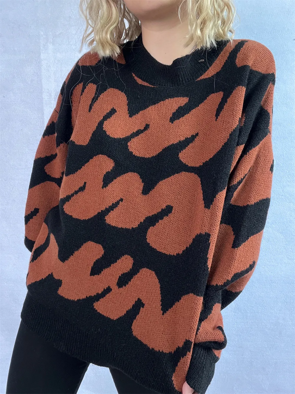 Contrast Round Neck Long Sleeve Sweater, image 5