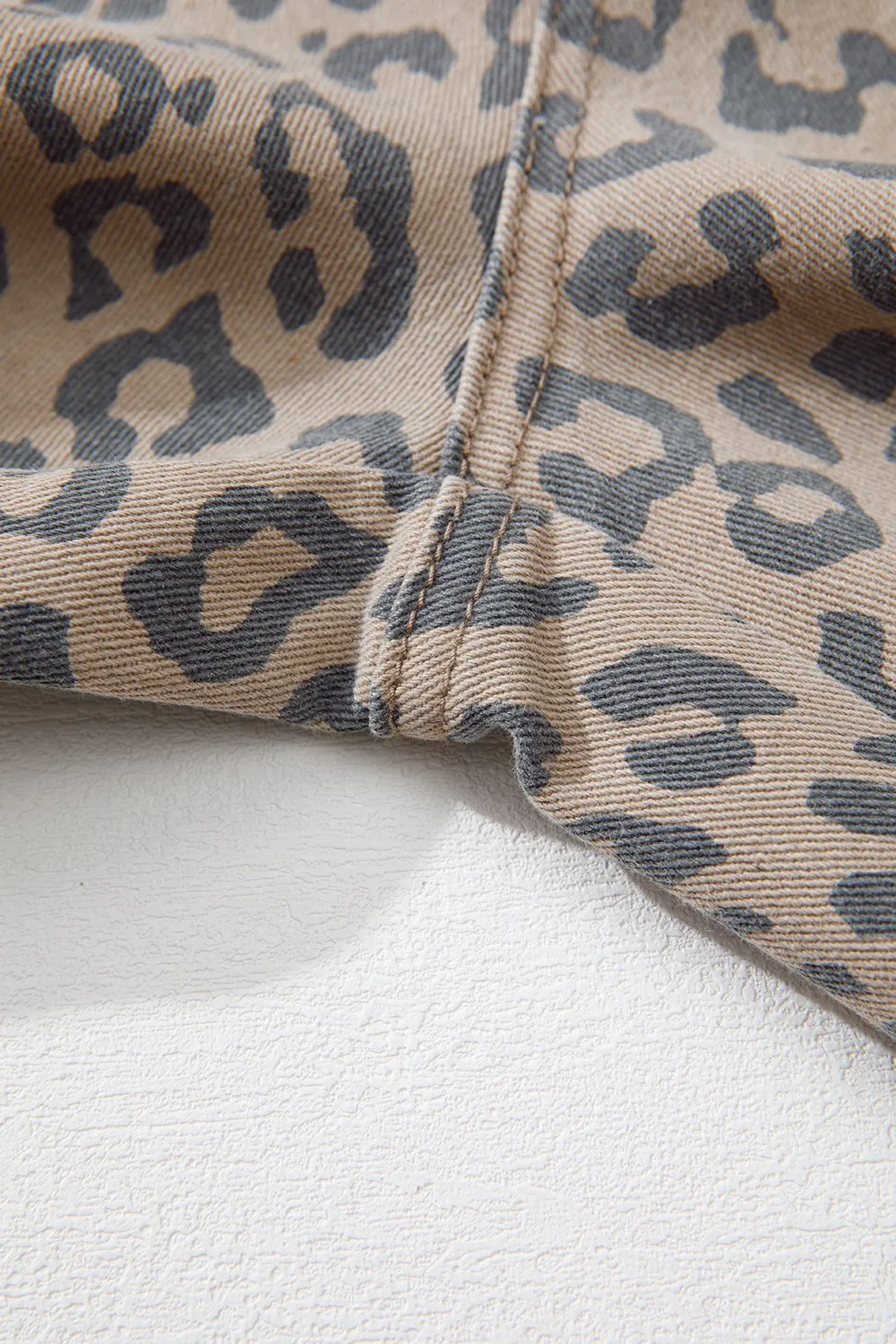 Leopard Printed Drawstring Waist Pocketed Wide Leg Jeans, image 5