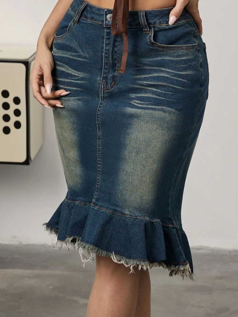 Raw Hem Mermaid Denim Skirt, image 3