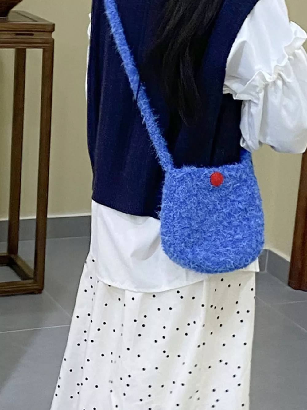Lightweight Fluffy Crossbody Bag, image 7