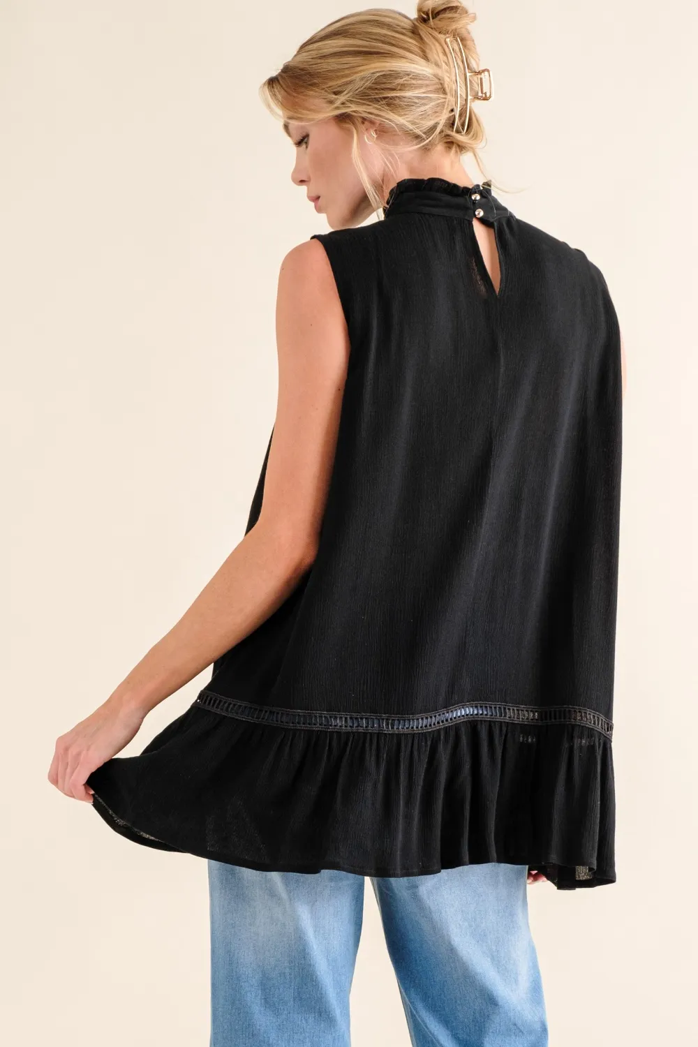 Lace Detail Sleeveless Ruffled Top, image 2