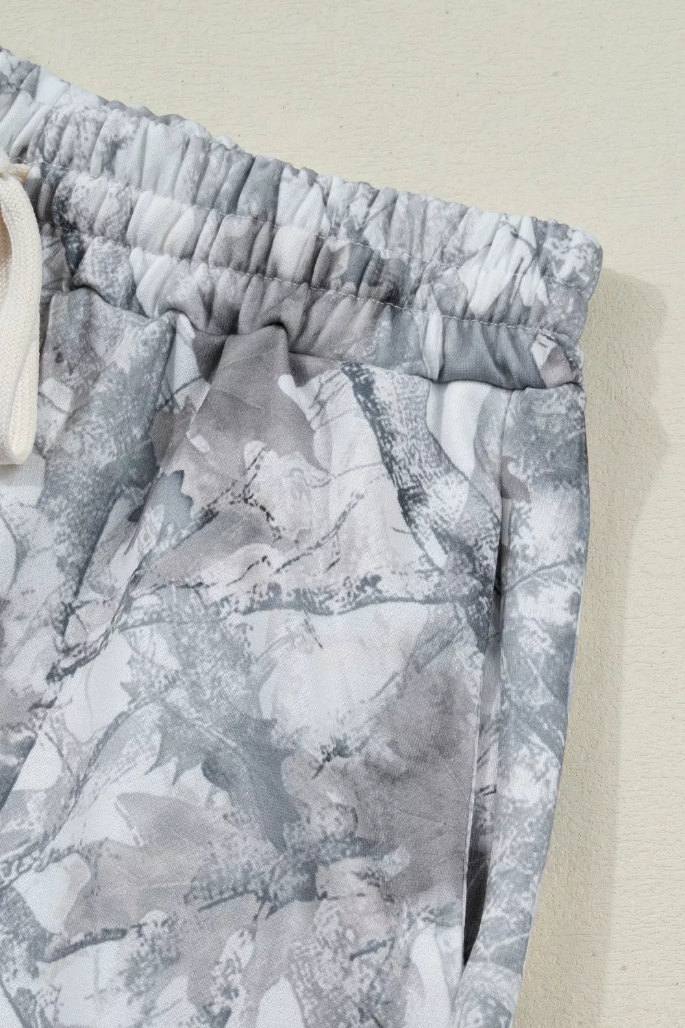 Abstract Woodland Camo Print Baggy Pullover Drawstring Shorts Set, image 7