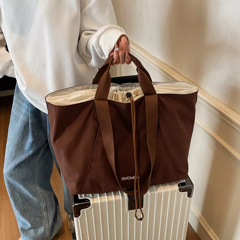 Large Capacity Lightweight Travel Tote Bag, image 3