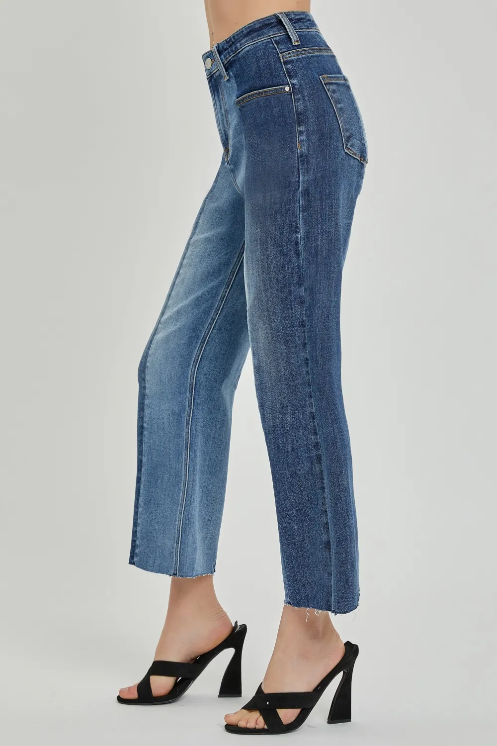 Full Size Mid-Rise Waist Two-Tones Jeans with Pockets, image 3