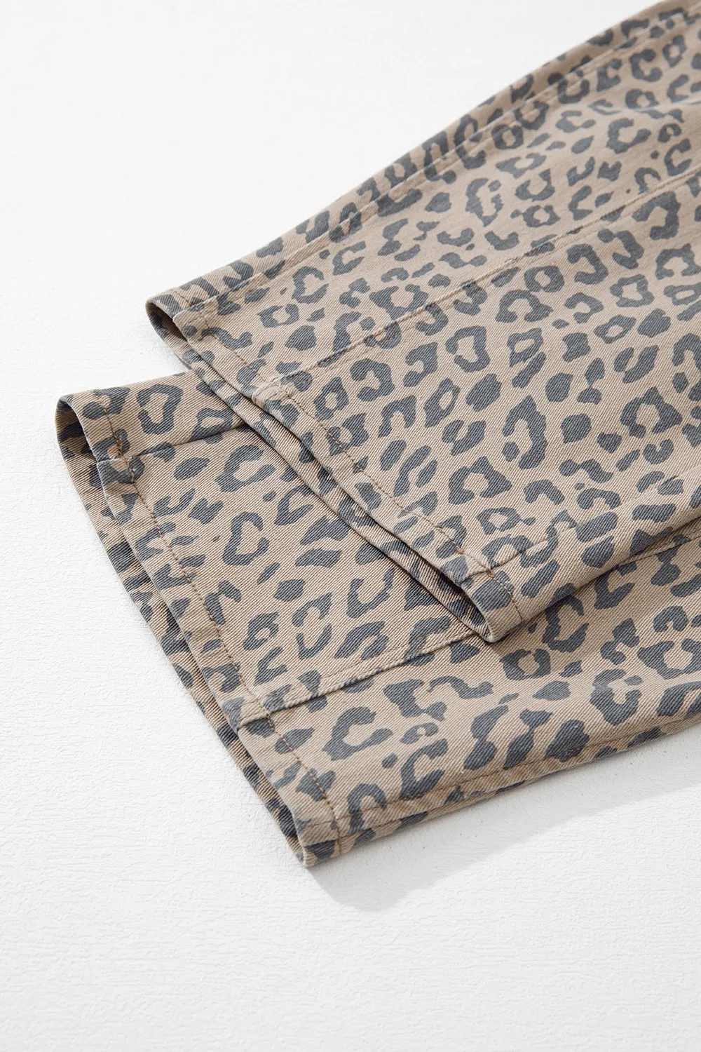 Leopard Printed Drawstring Waist Pocketed Wide Leg Jeans, image 6