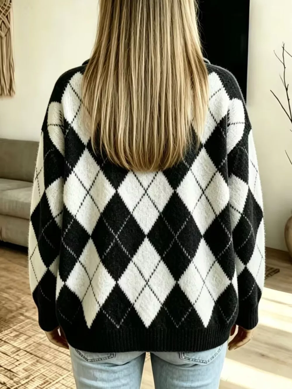 Argyle Pattern Collared Pullover Sweater, image 2